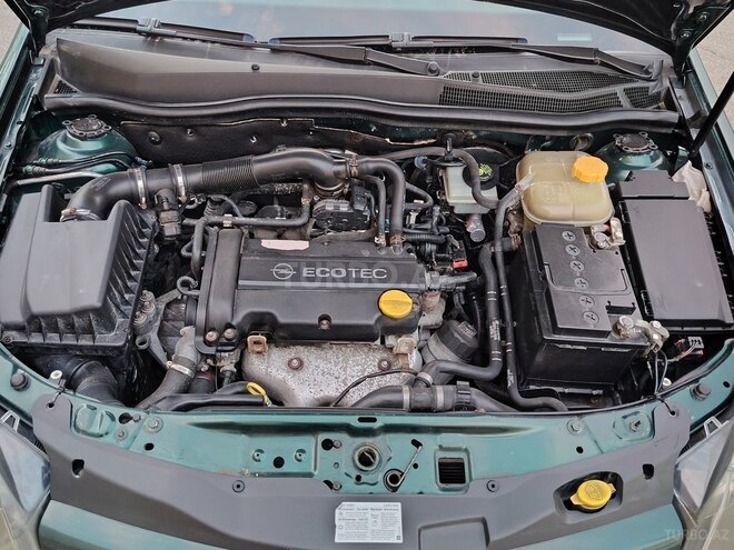 Opel Astra 2004, 240,000 km - 1.3 l - Bakı