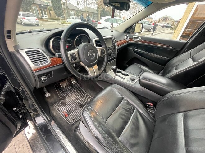 Jeep Grand Cherokee 2011, 310,000 km - 3.6 л - Bakı
