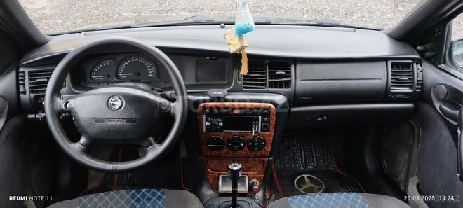 Opel Vectra 1996, 327,000 km - 2.0 l - Bakı