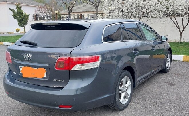 Toyota Avensis 2009, 350,000 km - 2.0 l - Qəbələ