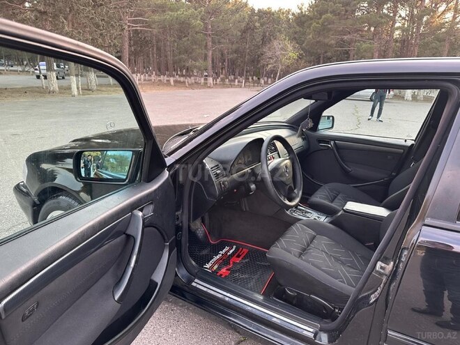 Mercedes C 220 d 1999, 325,142 km - 2.2 л - Sumqayıt