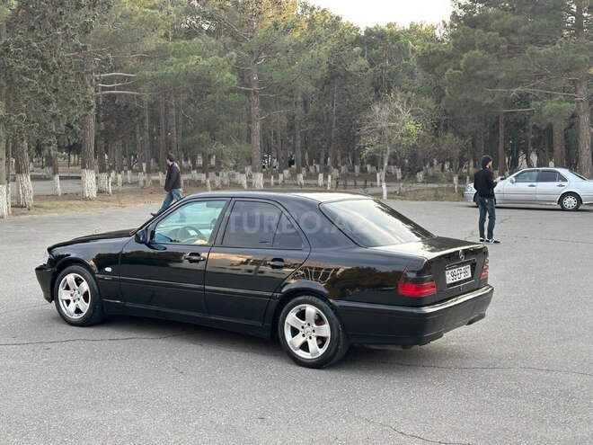 Mercedes C 220 d 1999, 325,142 km - 2.2 л - Sumqayıt