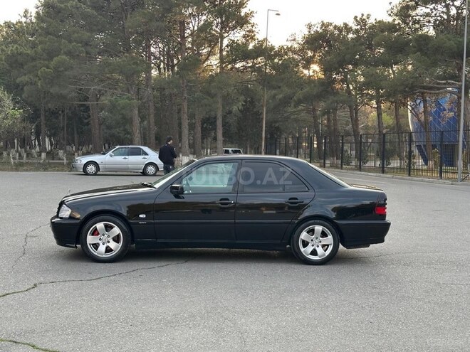 Mercedes C 220 d 1999, 325,142 km - 2.2 л - Sumqayıt