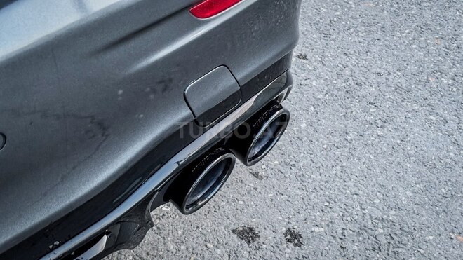 Mercedes E 220 d 2020, 77,300 km - 2.2 l - Bakı