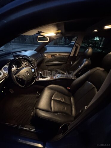 Mercedes E 240 2002, 320,000 km - 2.4 l - Mingəçevir