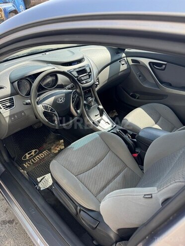 Hyundai Elantra 2012, 211,001 km - 1.8 l - Bakı