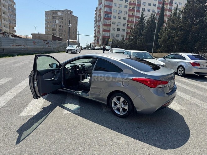 Hyundai Elantra 2012, 211,001 km - 1.8 l - Bakı