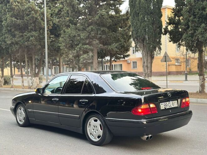 Mercedes E 200 1999, 321,000 km - 2.0 l - Sumqayıt