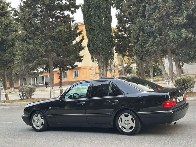 Mercedes E 200 1999, 321,000 km - 2.0 l - Sumqayıt
