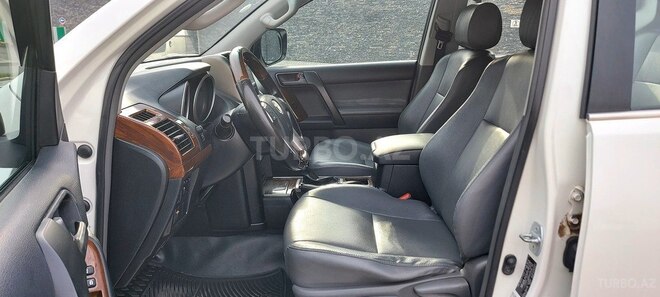 Toyota Land Cruiser Prado 2011, 168,900 km - 2.7 л - Bakı