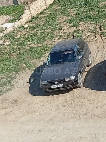 Opel Astra 1993, 500,000 km - 1.8 l - Bakı