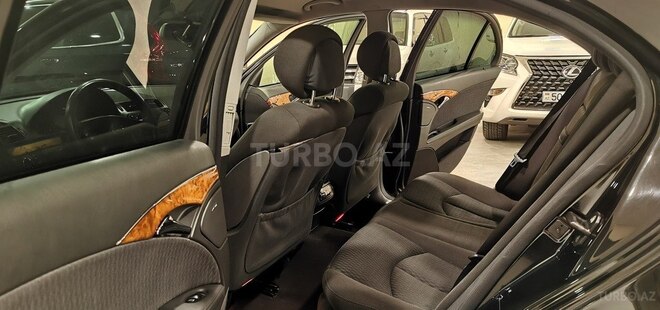 Mercedes E 220 d 2005, 298,000 km - 2.2 л - Sumqayıt