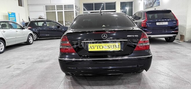 Mercedes E 220 d 2005, 298,000 km - 2.2 л - Sumqayıt
