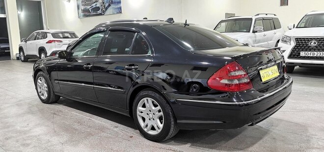 Mercedes E 220 d 2005, 298,000 km - 2.2 л - Sumqayıt