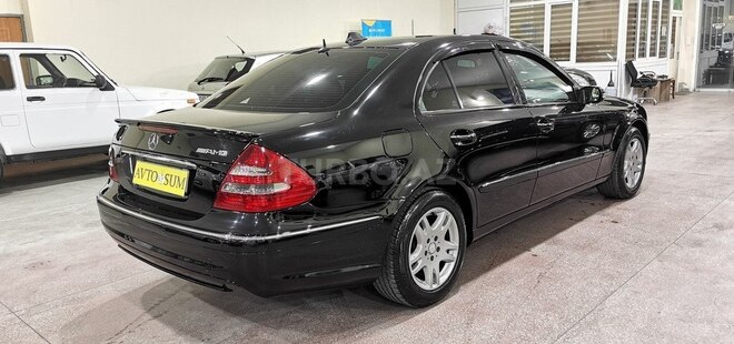Mercedes E 220 d 2005, 298,000 km - 2.2 л - Sumqayıt