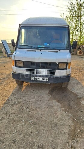 Mercedes 208 D 1995, 250,000 km - 2.5 l - Ağdam