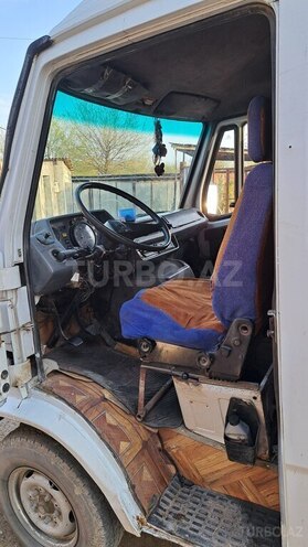 Mercedes 208 D 1995, 250,000 km - 2.5 l - Ağdam