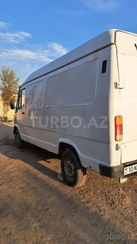 Mercedes 208 D 1995, 250,000 km - 2.5 l - Ağdam