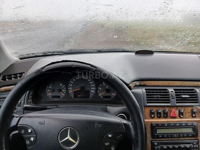 Mercedes E 270 2000, 450,000 km - 2.7 l - Bakı