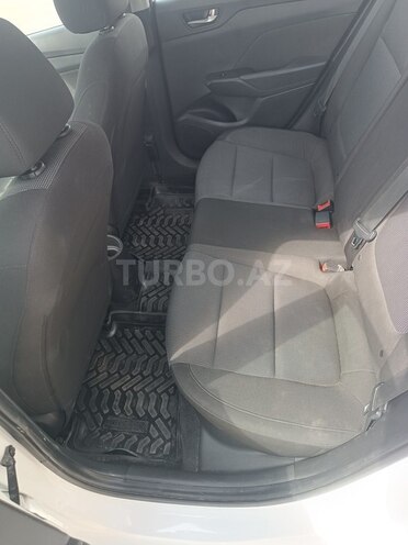 Hyundai Accent 2021, 94,500 km - 1.6 л - Bakı