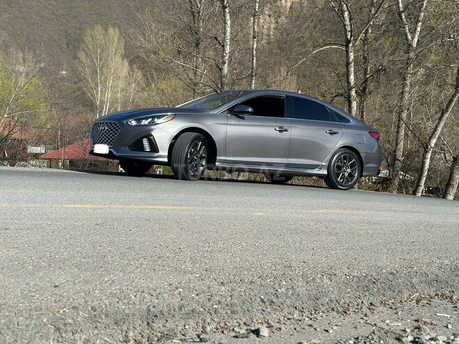 Hyundai Sonata-2