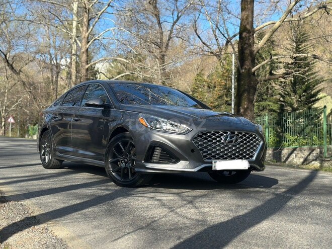 Hyundai Sonata-1