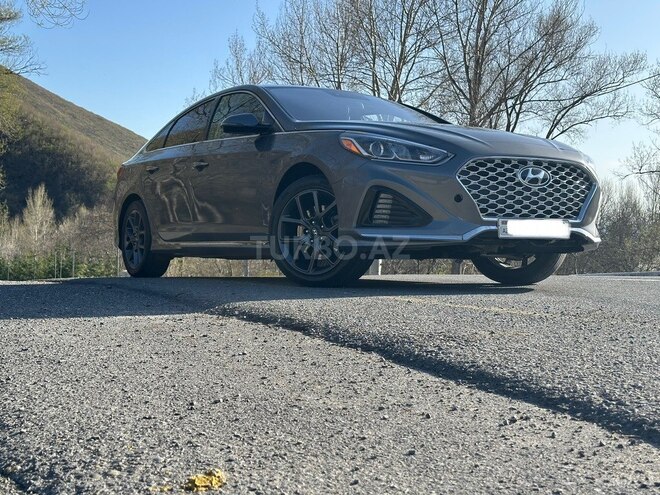 Hyundai Sonata-6