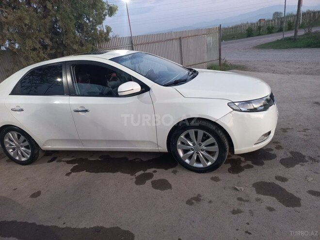 Kia Cerato 2012, 237,000 km - 1.6 l - Quba