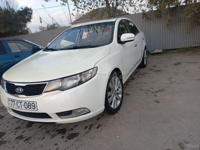 Kia Cerato 2012, 237,000 km - 1.6 l - Quba