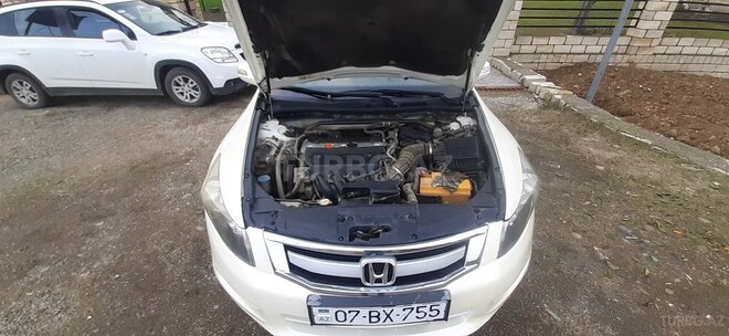 Honda Accord 2009, 206,252 km - 2.4 l - Astara