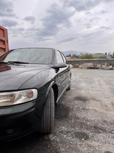Opel Vectra 1999, 450,963 km - 1.6 l - Zaqatala