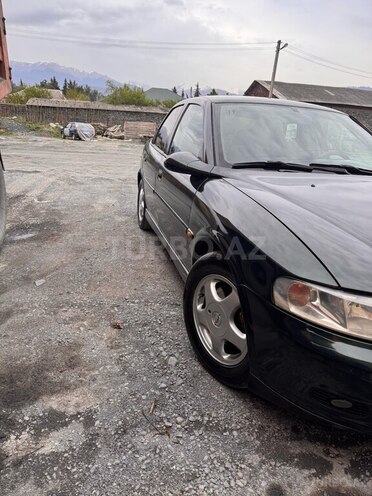 Opel Vectra 1999, 450,963 km - 1.6 l - Zaqatala