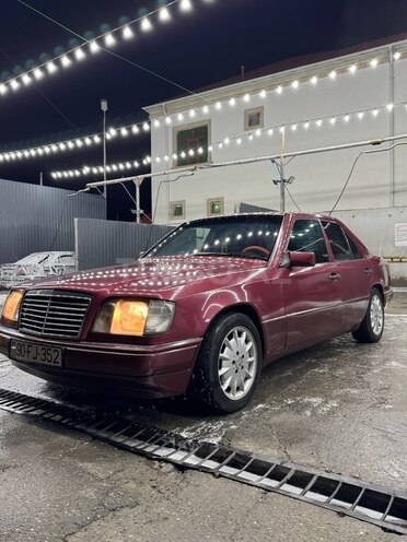 Mercedes E 250 1994, 316,333 km - 2.5 l - Bakı