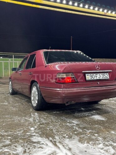 Mercedes E 250 1994, 316,333 km - 2.5 l - Bakı
