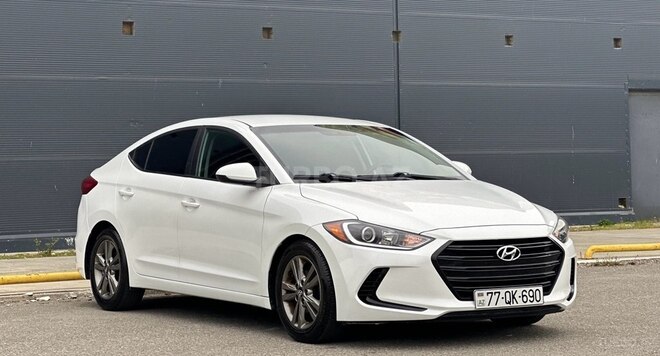 Hyundai Elantra-6