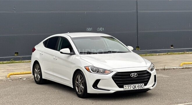 Hyundai Elantra-7