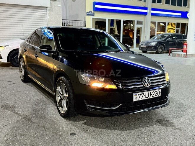Volkswagen Passat 2012, 187,000 km - 2.5 л - Bakı