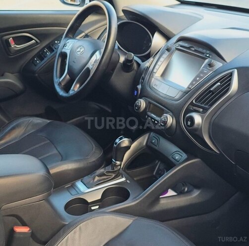 Hyundai ix35 2014, 130,000 km - 2.4 l - Naxçıvan