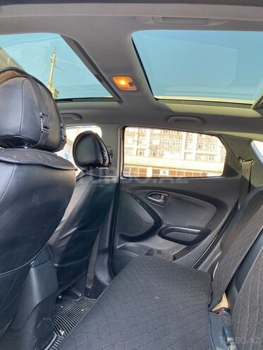 Hyundai ix35 2014, 130,000 km - 2.4 l - Naxçıvan