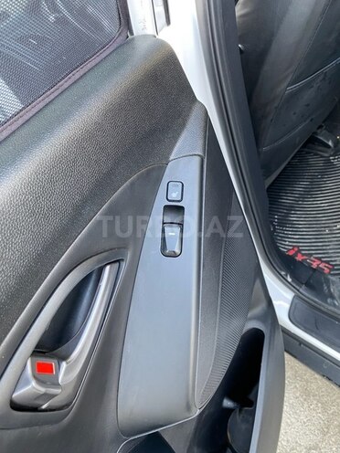 Hyundai ix35 2014, 130,000 km - 2.4 l - Naxçıvan