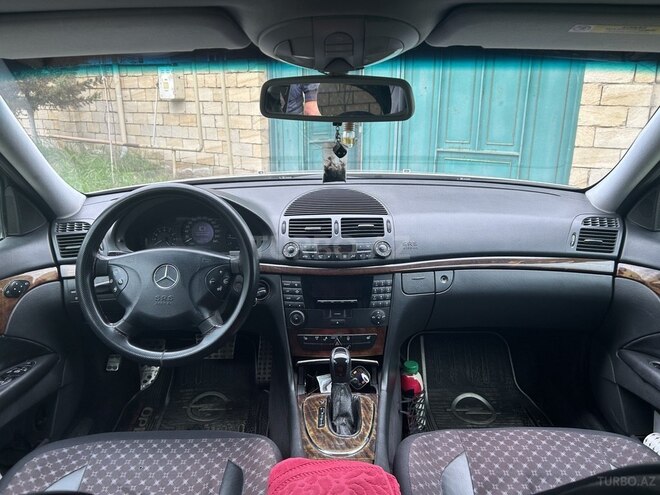 Mercedes E 220 d 2002, 400,000 km - 2.2 л - Saatlı