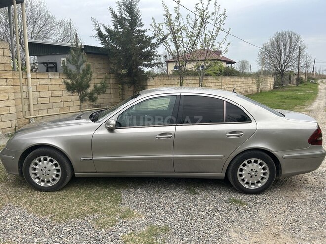 Mercedes E 220 d 2002, 400,000 km - 2.2 л - Saatlı