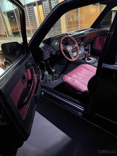 BMW 735 1984, 200,000 km - 3.2 l - İmişli