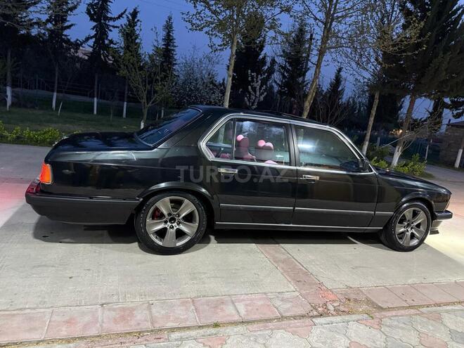 BMW 735 1984, 200,000 km - 3.2 l - İmişli
