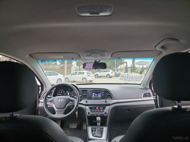 Hyundai Avante 2019, 175,000 km - 1.6 l - Bakı