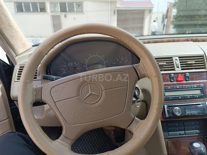 Mercedes C 230 1998, 380,000 km - 2.3 л - Bakı
