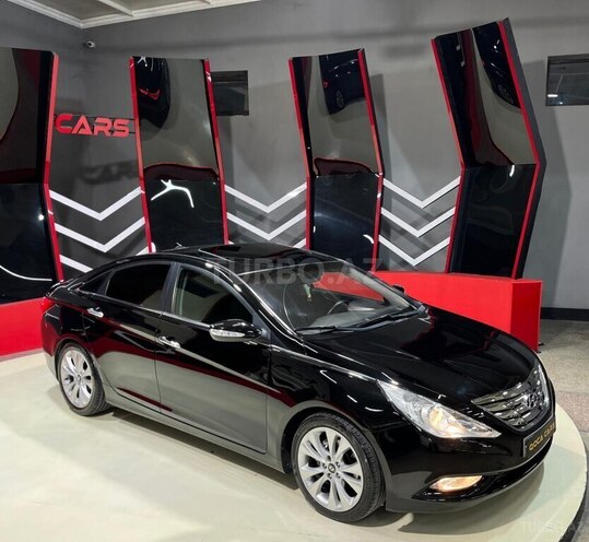 Hyundai Sonata-2
