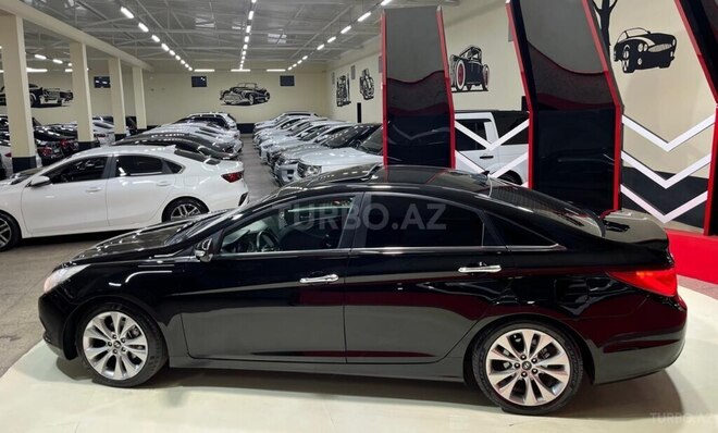 Hyundai Sonata-9