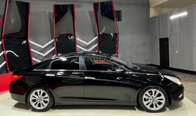 Hyundai Sonata-10