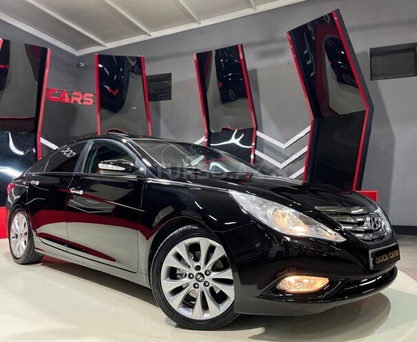 Hyundai Sonata-1